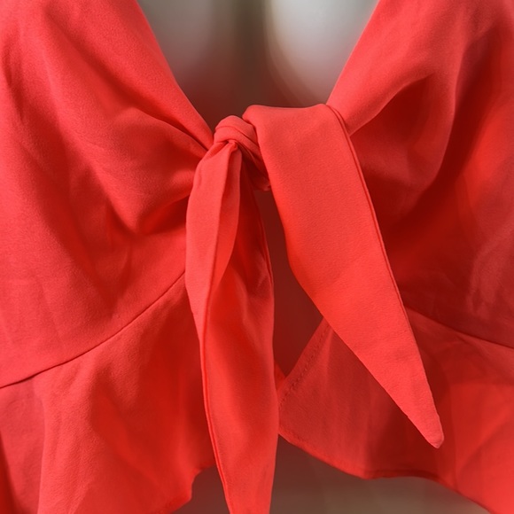 Fashion nova neon tie front cropped shirt. Size medium NWT - Picture 2 of 7